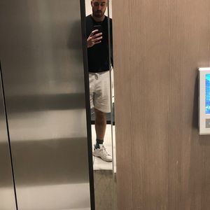 Meet your Posher, Devin